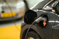 Carros elétricos devem ocupar 15% do mercado em 2026