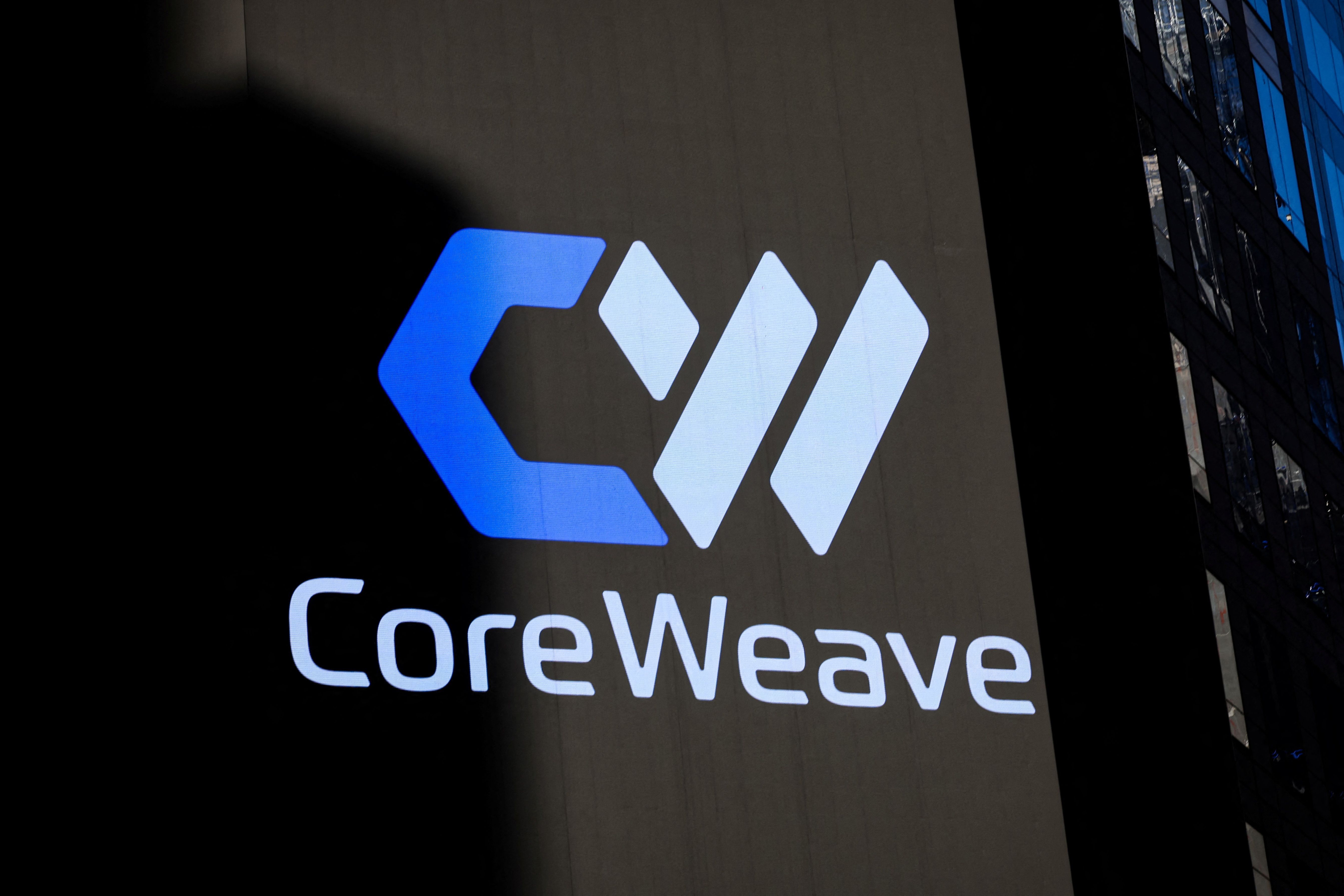 Logo da CoreWeave na Nasdaq, em Nova York