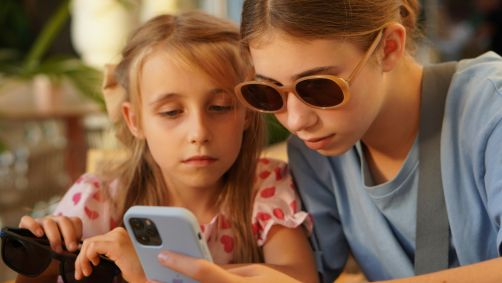 ECA Digital traz novas regras para proteger crianças e adolescentes em ambientes digitais