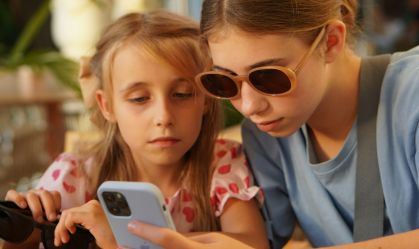 ECA Digital traz novas regras para proteger crianças e adolescentes em ambientes digitais