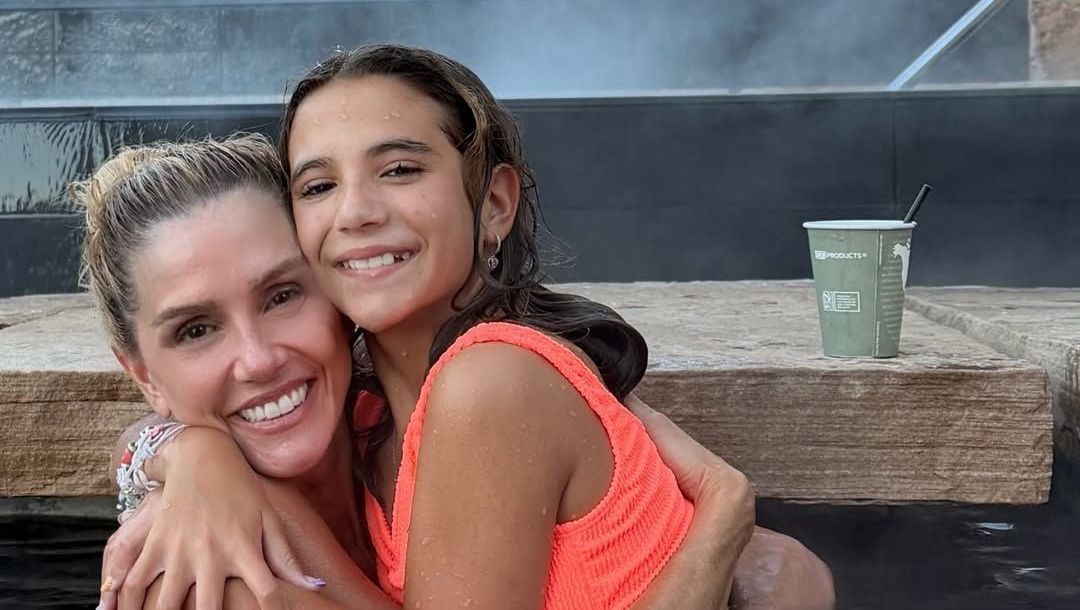 deborah secco e maria flor