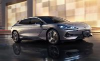 Denza Z9 GT estreia na Europa com recarga monstruosa