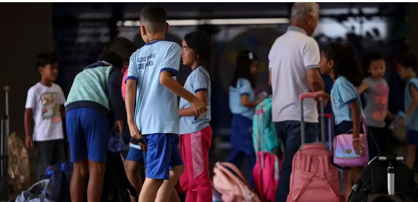 estudantes-fora-da-escola