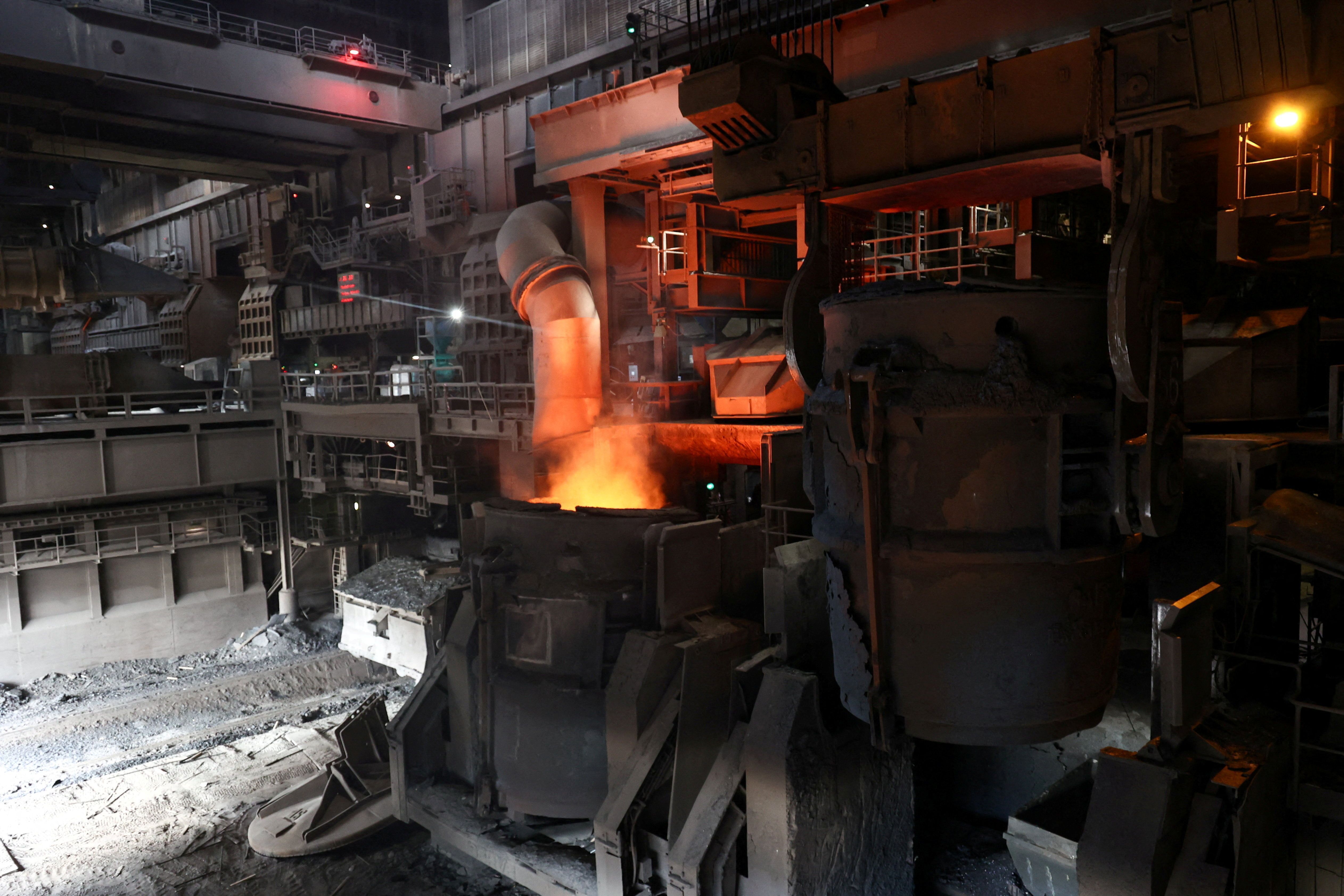 Fábrica de aço da ThyssenKrupp em Duisburg, Alemanha, em 05/11/2025