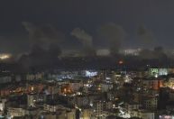 Israel faz ataques em larga escala contra Beirute; explosões são vistas