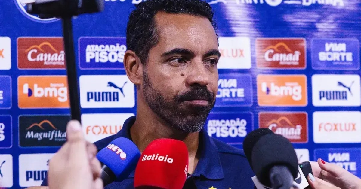 Técnico do Bahia detona horário de Ba-Vi histórico no futebol feminino