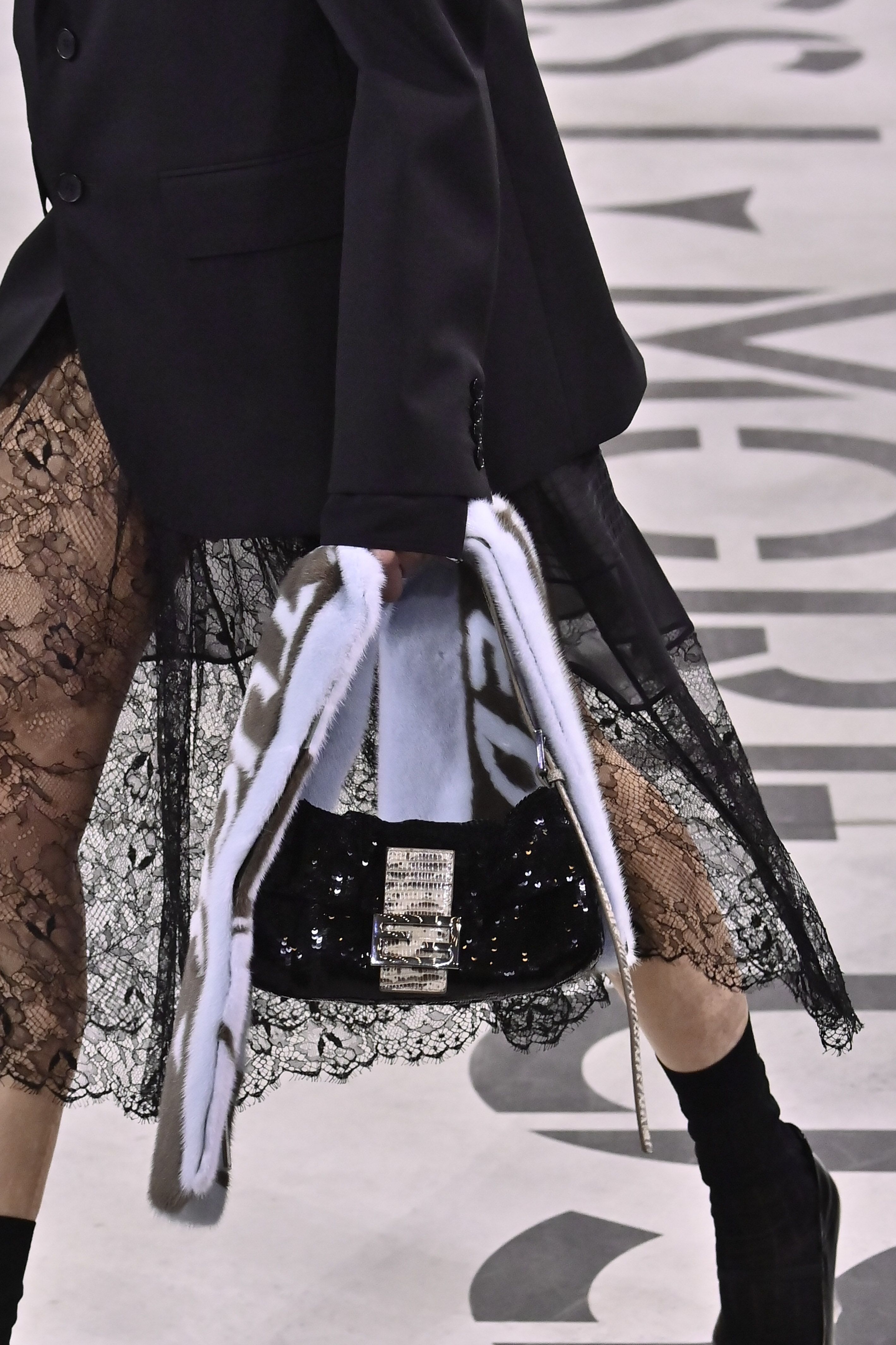 Desfile da Fendi na Semana de Moda de Milão • Gamma-Rapho via Getty Images