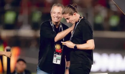 Filipe Luís e Bap após a conquista da Libertadores