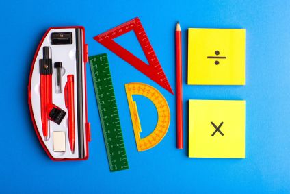 Estudantes de escolas públicas do Brasil se preparam para a 21ª edição da Olimpíada Brasileira de Matemática, que mobiliza milhões de jovens em busca de conhecimento e oportunidades