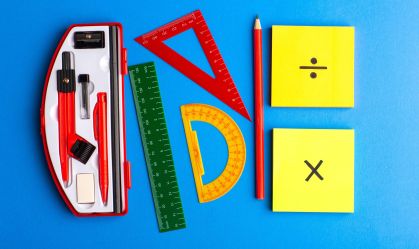 Estudantes de escolas públicas do Brasil se preparam para a 21ª edição da Olimpíada Brasileira de Matemática, que mobiliza milhões de jovens em busca de conhecimento e oportunidades