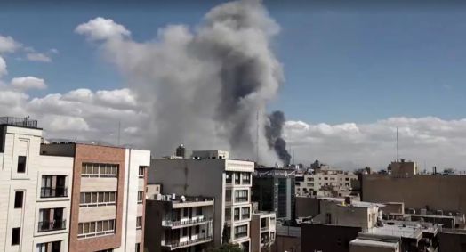 fumaça teerã 1 de março