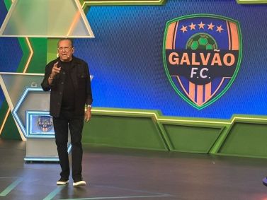 Galvão Bueno diz que só Neymar pode se colocar na Copa