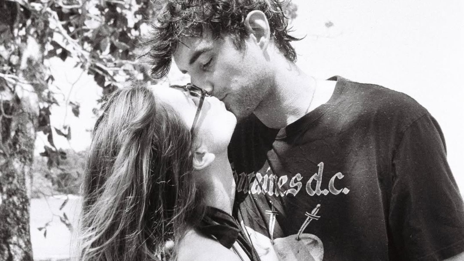 Giulia Be se casa com John Conor Kennedy
