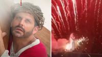 Susto! Figurino de Henri Castelli pega fogo durante "A Paixão de Cristo"