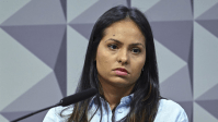 Após alerta, secretária rebate relator na CPMI: “vou falar minha verdade"