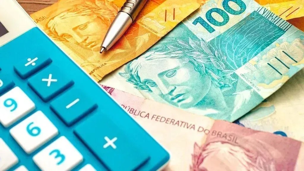 Brasil e EUA divulgam inflação de abril com alta de incertezas por guerra