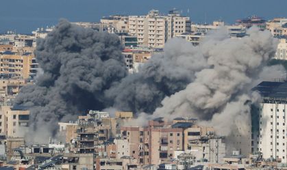 Fumaça sobe após ataque de Israel a Beirute, no Líbano, em 04/03/2026