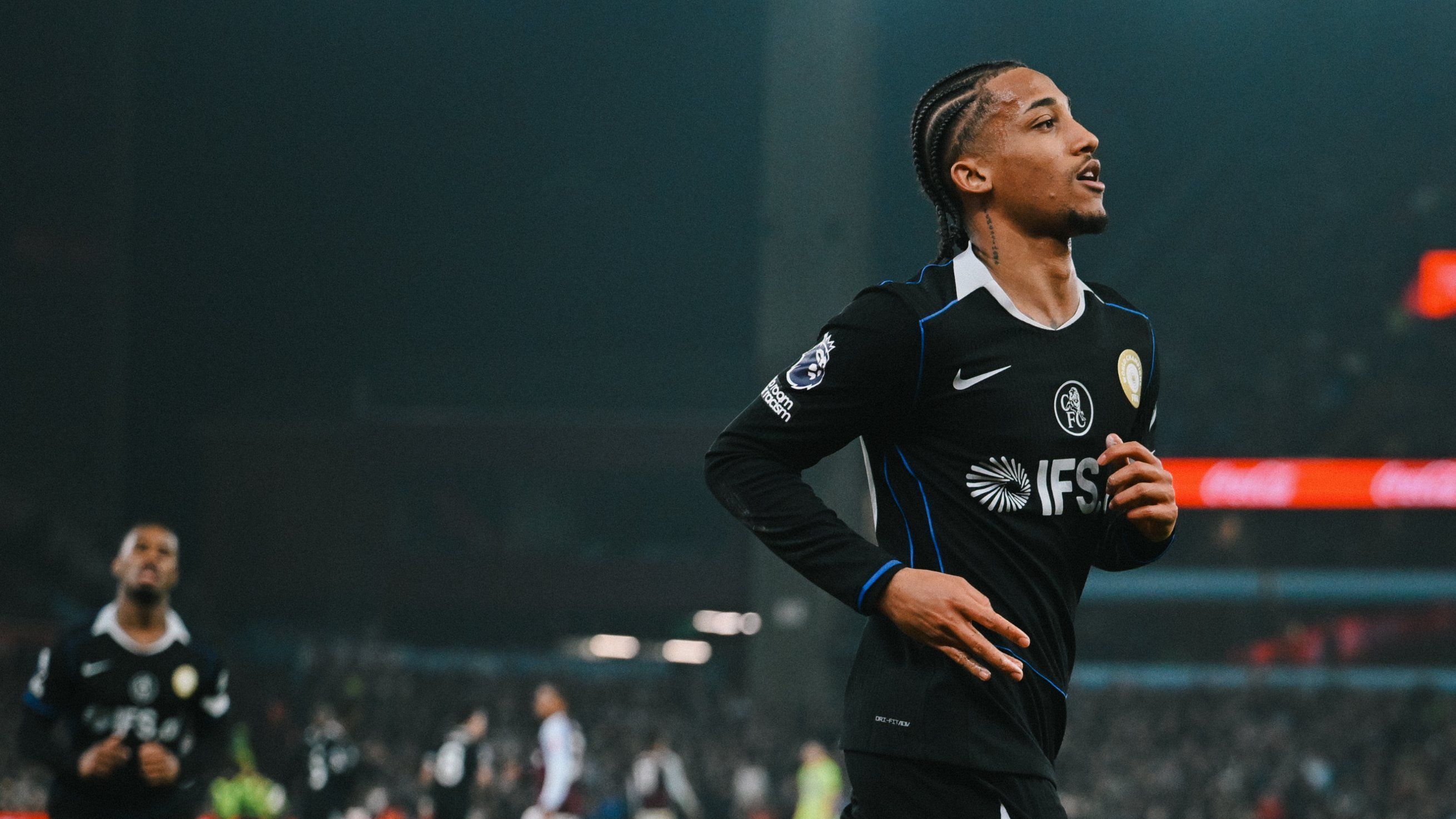 João Pedro em ação pelo Chelsea