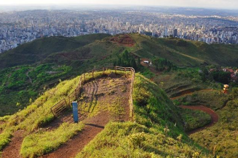 Mineração na Serra do Curral é suspensa em MG; ANM é multada em R$ 4 mi