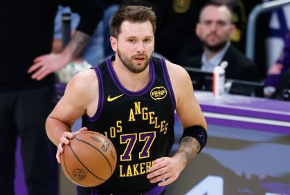 Doncic, dos Lakers, quer acelerar retorno com tratamento especializado
