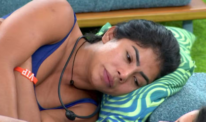 marciele-chateada