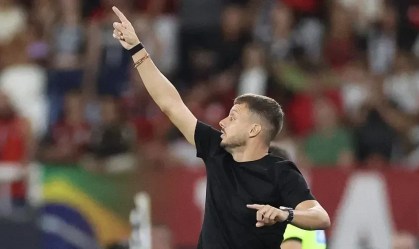 Martín Anselmi em Botafogo 0 x 3 Flamengo, pelo Brasileirão 2026.