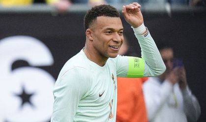 Mbappe celebra gol