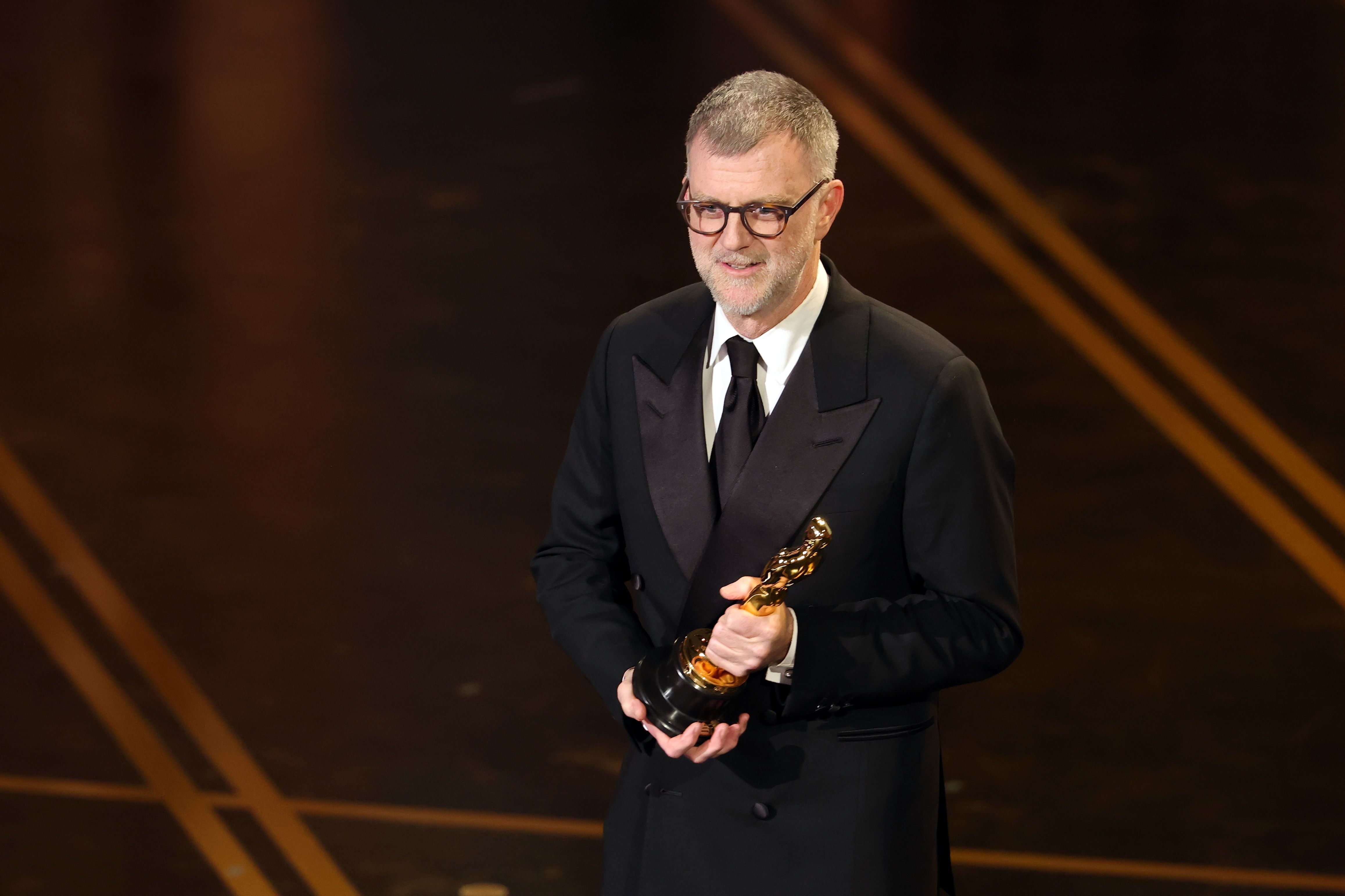 Paul Thomas Anderson ganha Oscar de Melhor Roteiro Adaptado para "Uma Batalha Após A Outra"
