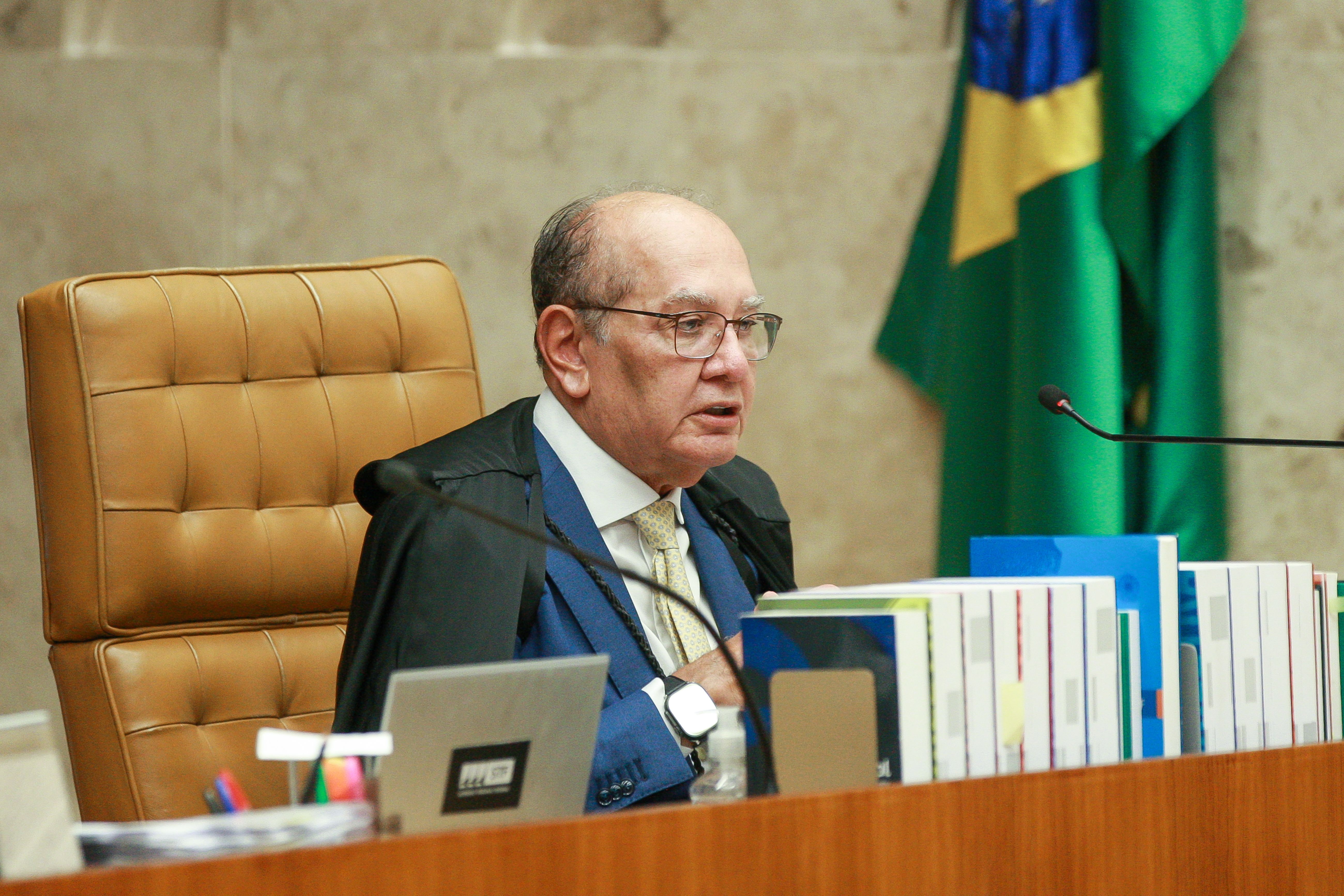 ministro-gilmar-mendes-plenario-stf