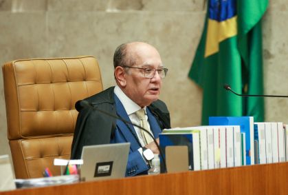 Gilmar pede vista e pausa julgamento sobre mudanças na Lei da Ficha Limpa