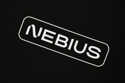 Logo da Nebius no data center Nebius AI UK em Chertsey, Reino Unido, em 6 de novembro de 2025