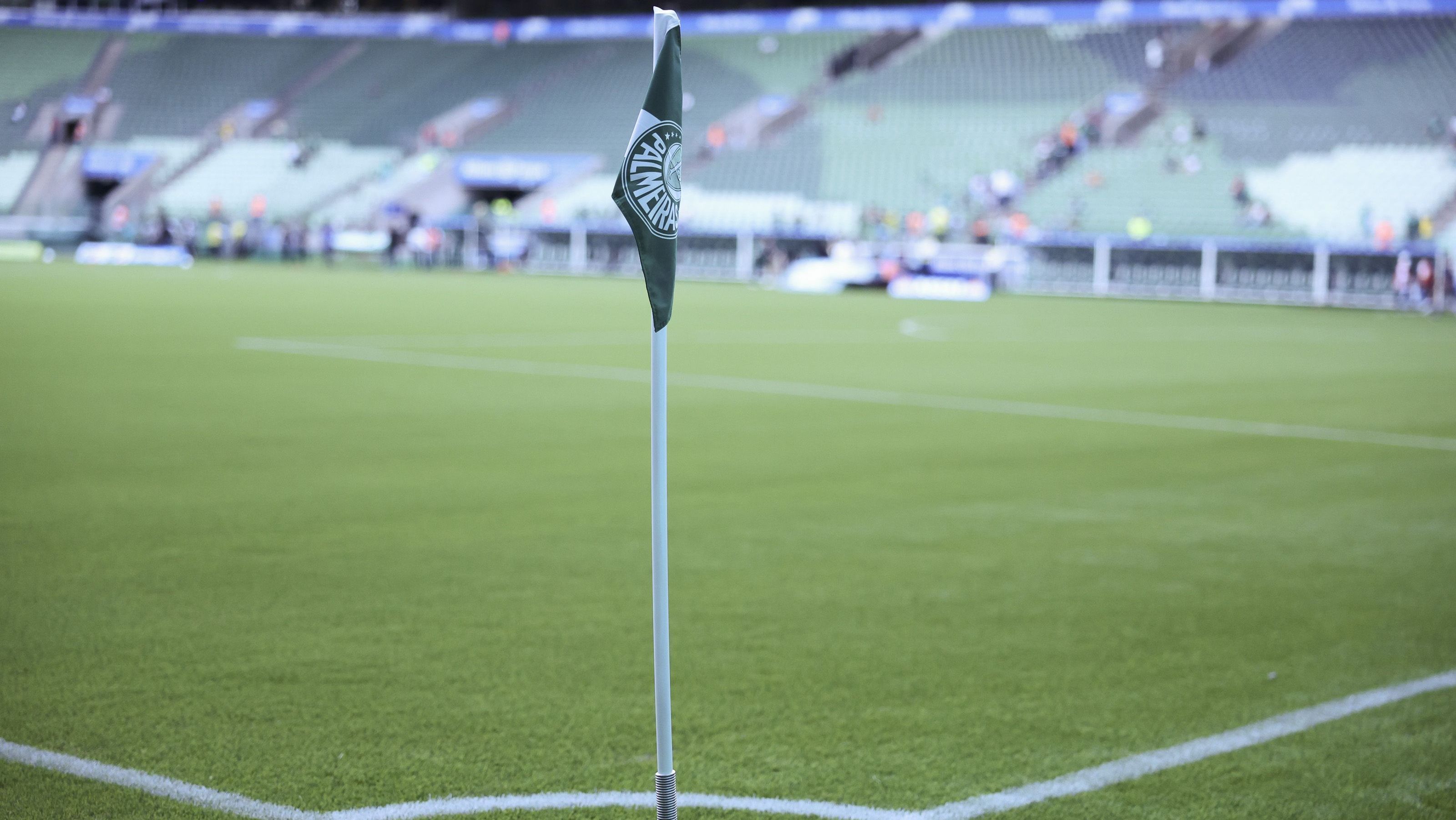 Palmeiras x Internacional: escalações e onde assistir ao Brasileirão