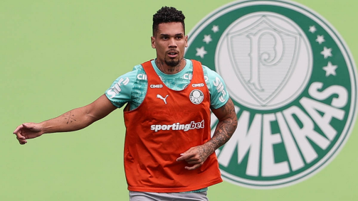 Paulinho, atacante do Palmeiras