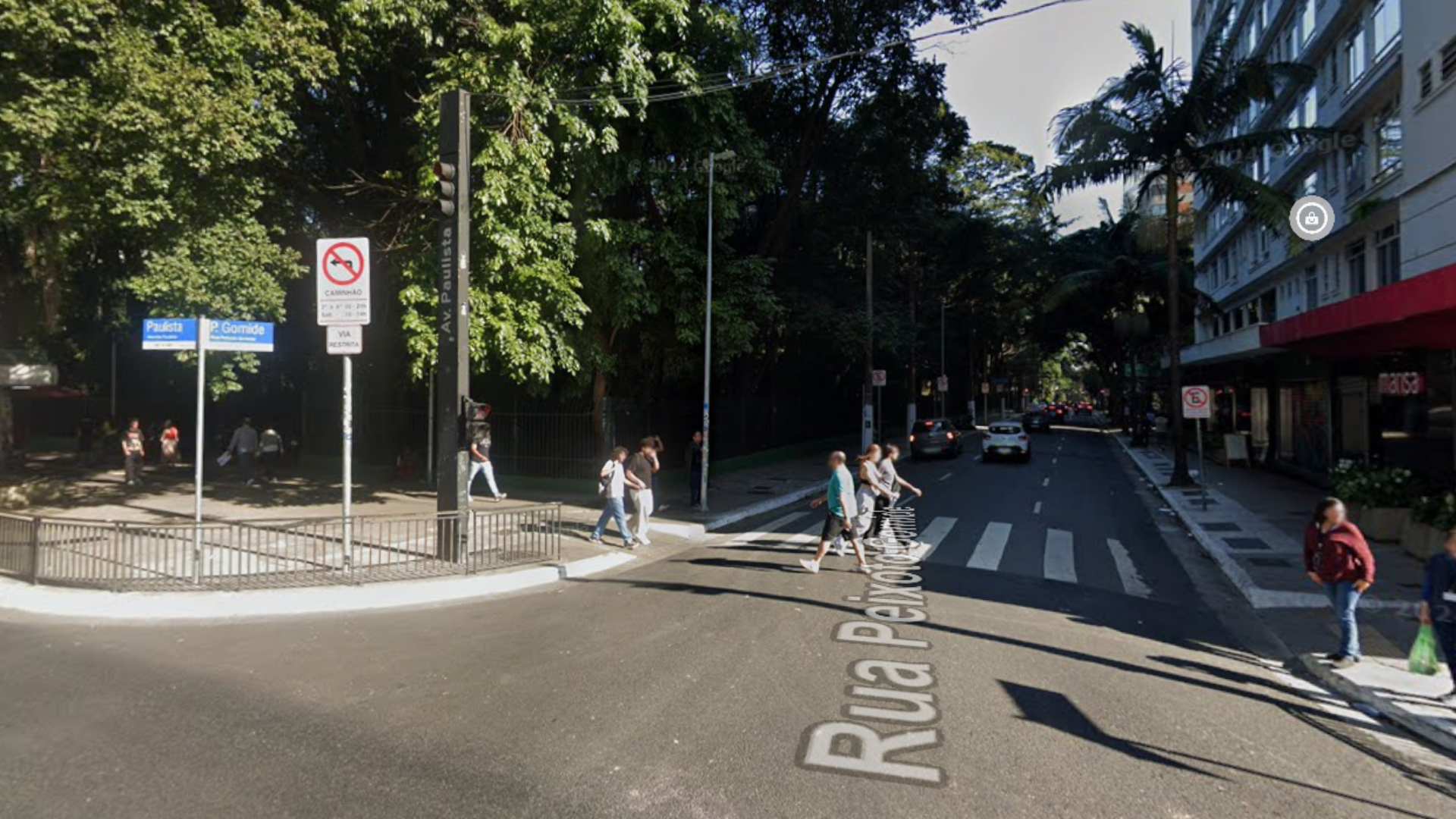 Rua da Sophia! São Paulo RENOMEIA Via Para Homenagear Criança Vítima de Senador Infame — Uma Homenagem que Emocionou o Brasil