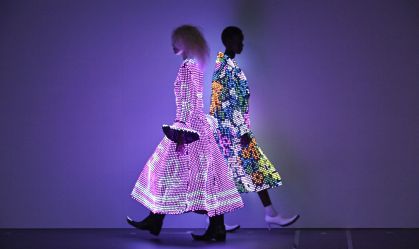 Desfile da Anrealage na Semana de Moda de Paris