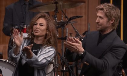 Ryan Gosling e Eva Mendes fazem rara aparição juntos após décadas discretos