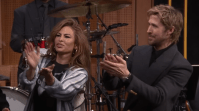 Ryan Gosling e Eva Mendes fazem rara aparição juntos após décadas