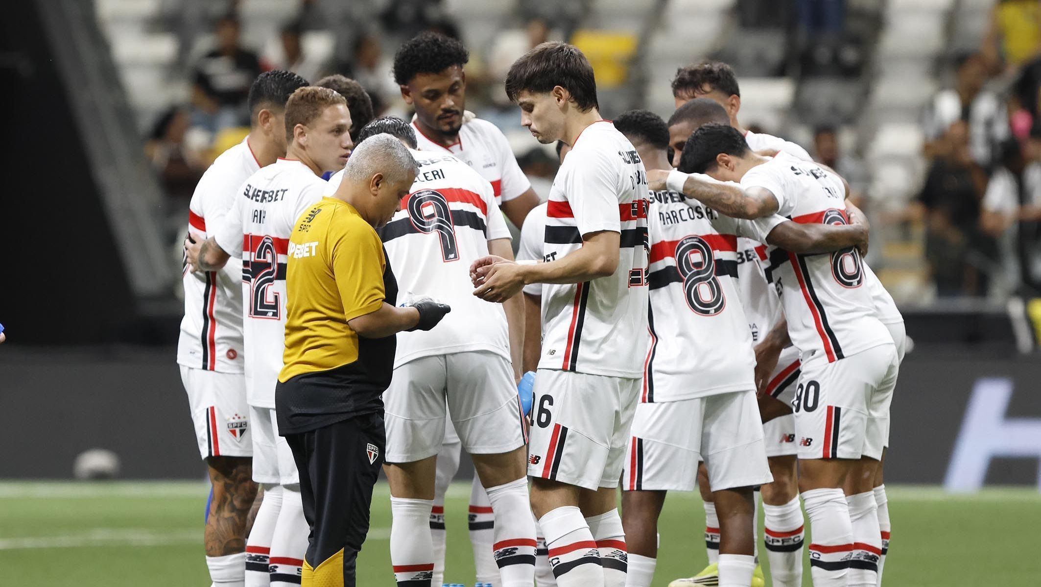 São Paulo perdeu a primeira no Brasileiro, para o Atlético-MG