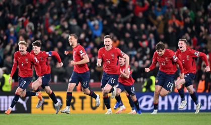 Seleção da Tchéquia celebra classificação para a final da repescagem europeia