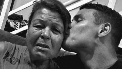 Thiago Silva faz publicação sobre a morte da mãe, Ângela Maria