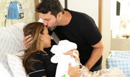 Nasce primeira filha de casal da 4ª temporada de "Casamento às Cegas"