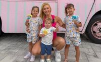 Virginia posa com os filhos nos EUA e mãe de Zé Felipe reage