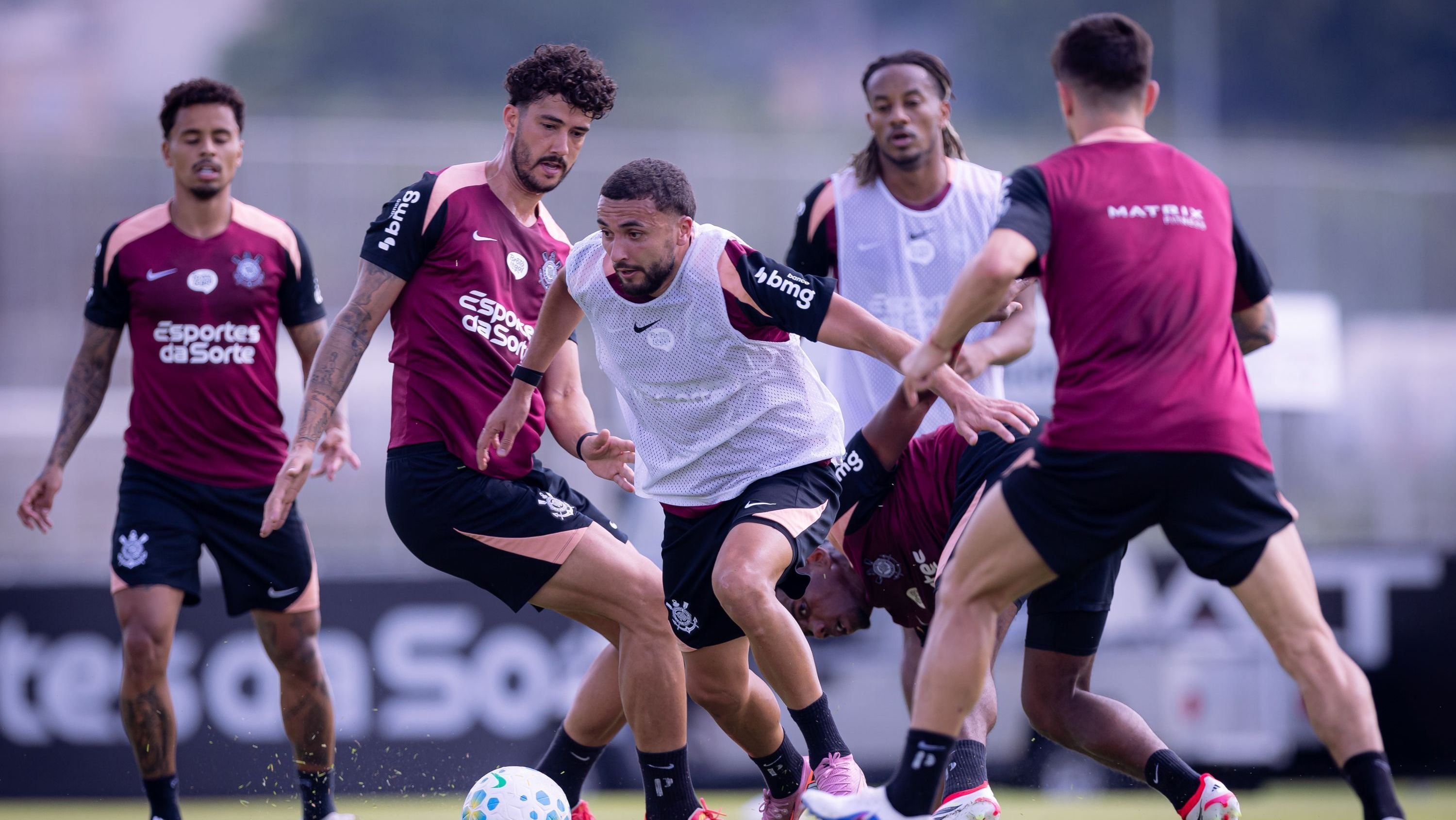 Zakaria Labyad em treino do Corinthians