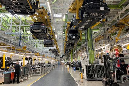 Fábrica da Mercedes-Benz em Rastatt, Alemanha, em 04/06/2025