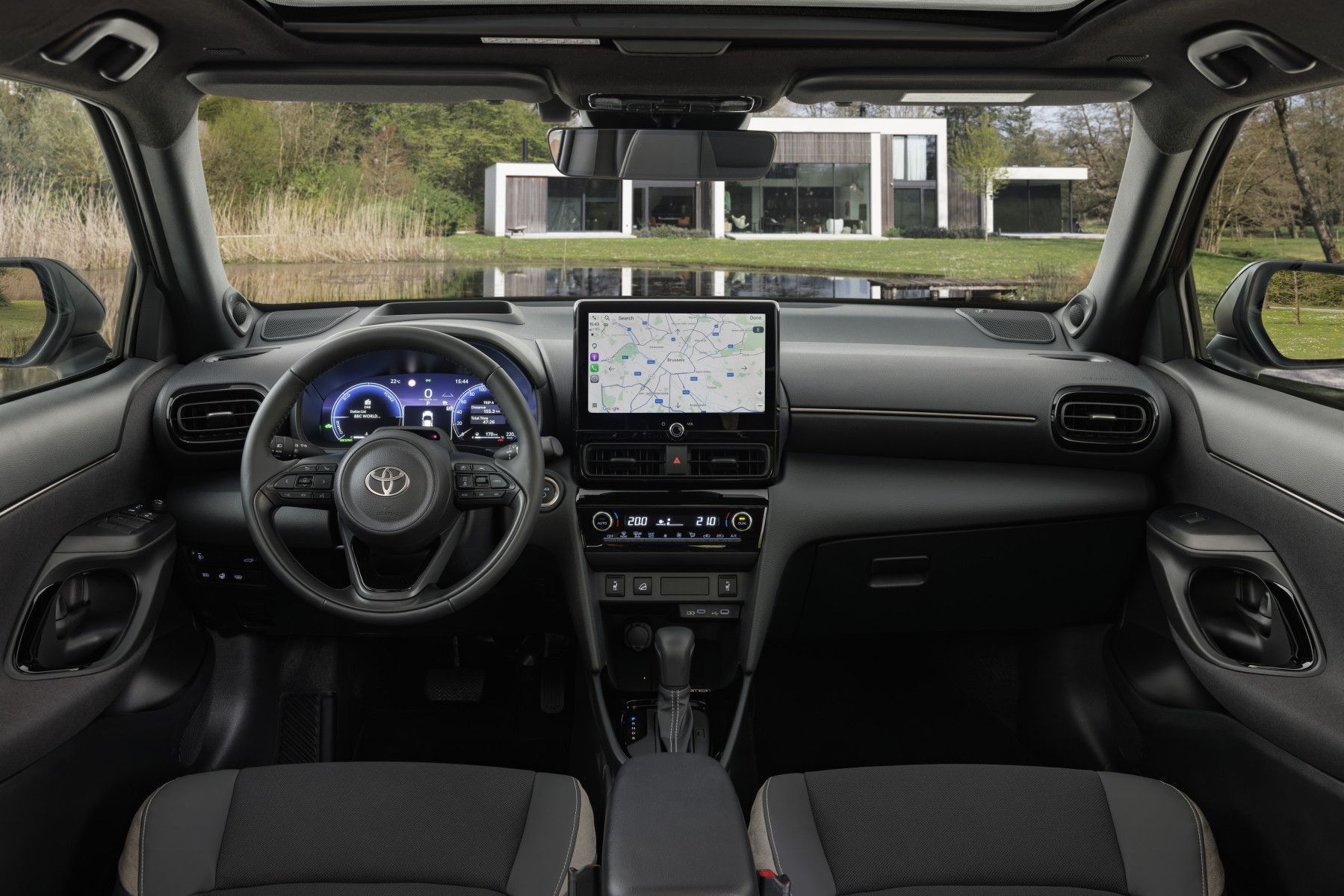 Interior do Toyota Yaris Cross europeu • Toyota/Divulgação