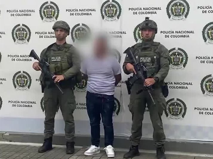 Atentado com carro-bomba deixa ao menos oito feridos na Colômbia