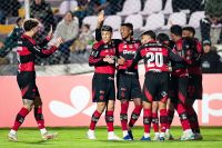 Flamengo supera altitude e vence Cusco em estreia na Libertadores