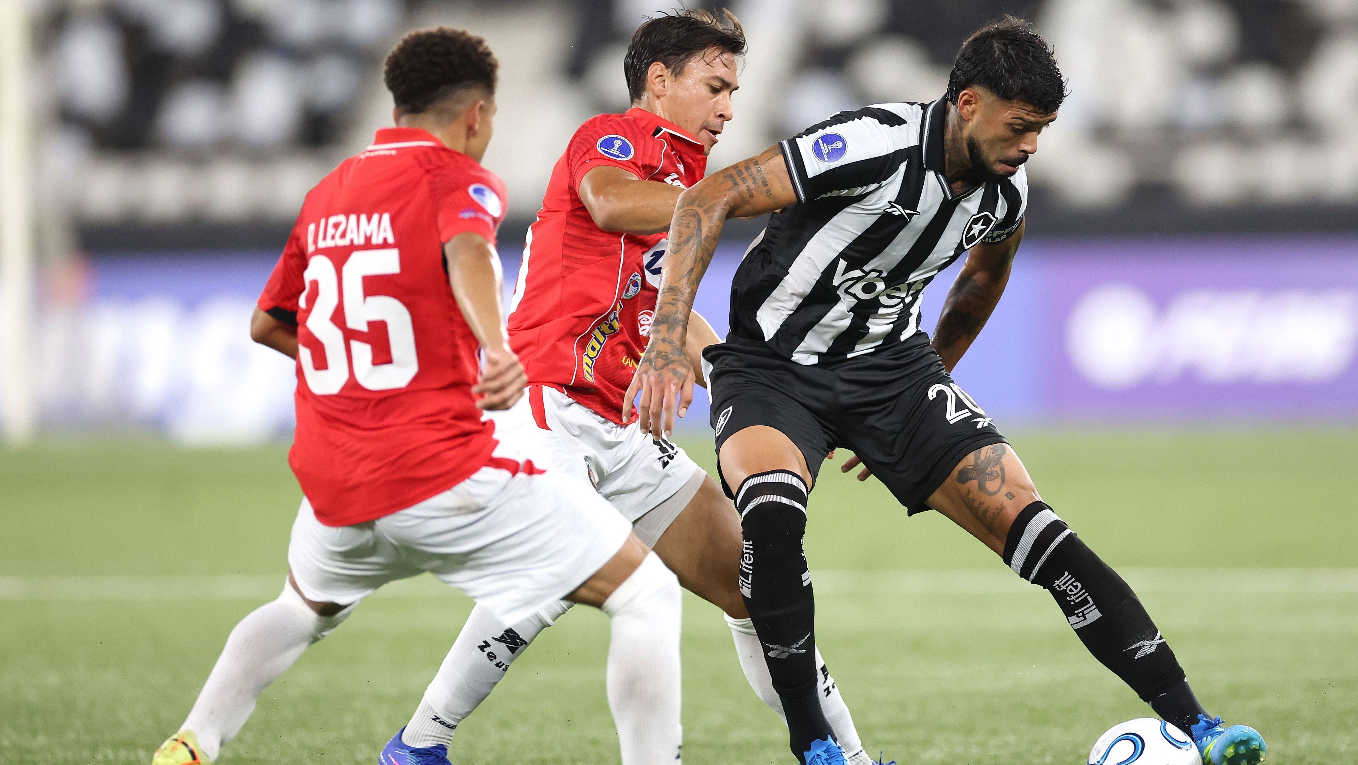 Botafogo e Caracas em jogo pela Copa Sul-Americana