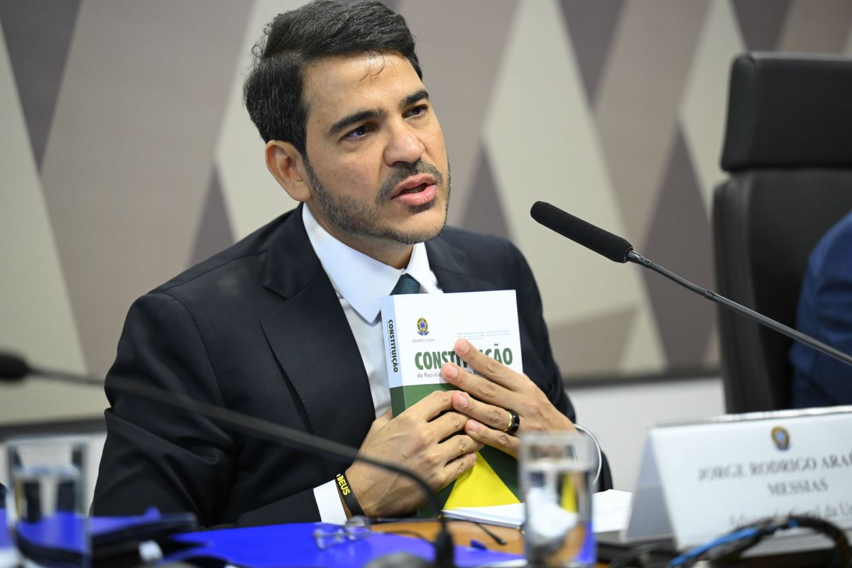 Jorge Messias rejeitado pelo Senado: AGU avalia deixar governo Lula após derrota histórica