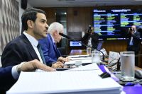 Democracia começa pela ética de juízes, diz Messias no Senado